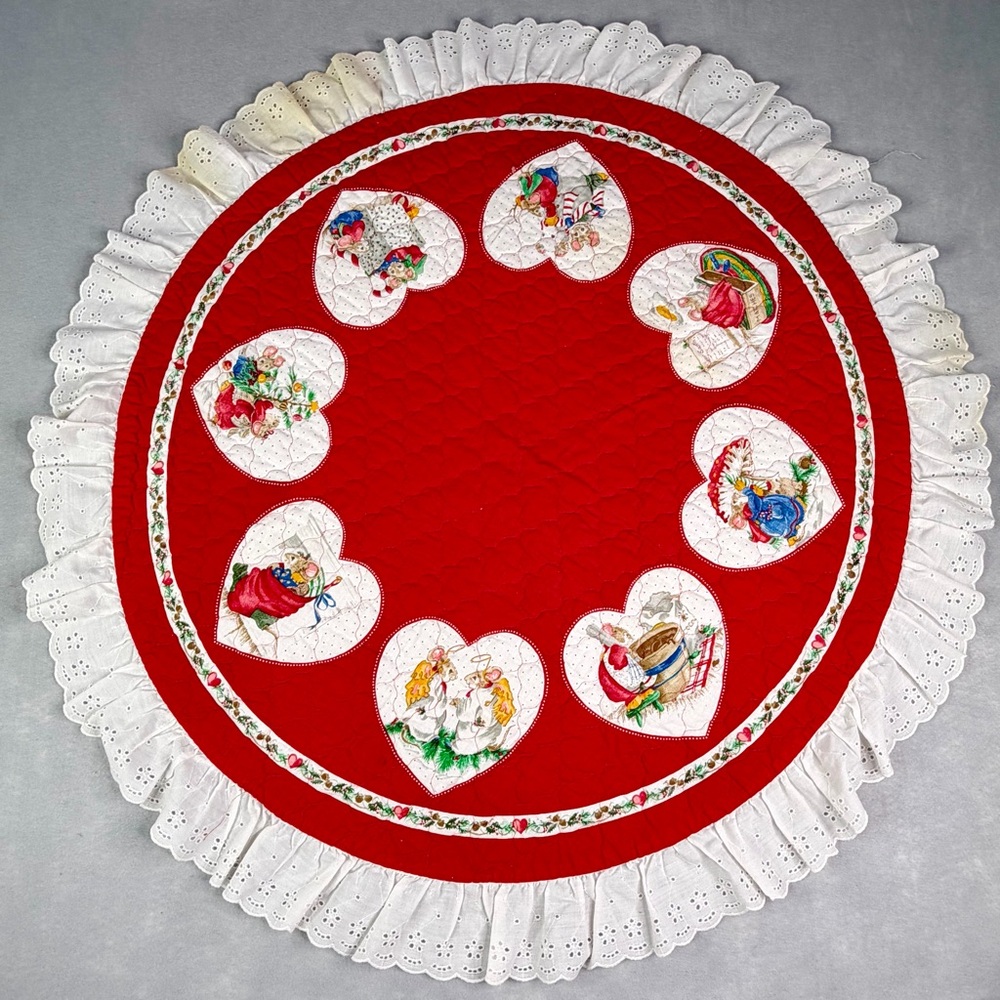Vintage Cranston Mistletoe Mice Christmas Tree Skirt Uncut Tablecloth Quilted